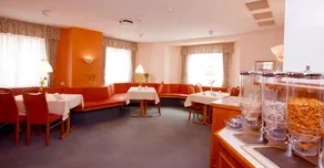 Single room with shower and WC - Image 5