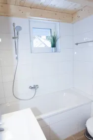 Lyxiga nya fritidshus med rymlig trädgård i en sluttning nära Italien och Slovenien - Image 4