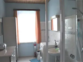 Vacation apartment Zur Modell-Auto-Galerie Greiz - apartment, shower, WC, 1 bedroom, 1 - Image 2