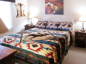Buffalo Roam Condo * Comforts of Home for 6 * Minutes from Yellowstone - Image 4