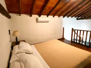 Charming rural house with swimming pool 3 km from the city of Granada. Parking - Image 4