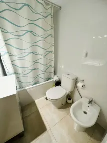 A697 - Bel appartement dans un lotissement avec piscine et parking - Image 3