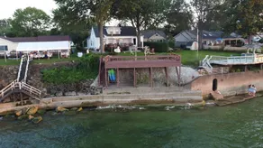 Lakefront - 4BR w/Hot Tub & Sauna - Image 2