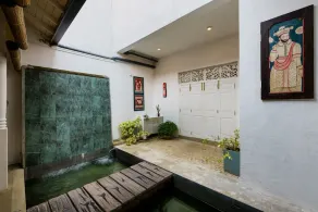 An oasis in the city! - Image 2