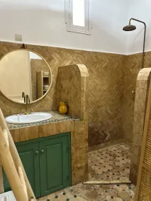 Maison Chaliya guesthouse - Image 3