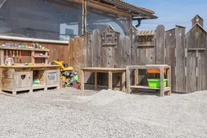 Lukec Homestead Adventure Stay - Happy Rentals - Image 2
