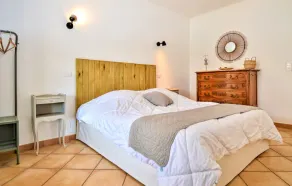 Villa familiale avec piscine entre Provence et Camargue - Image 5
