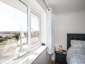 THE WHITE HOUSE, character holiday cottage, with a garden in Weymouth - Image 5