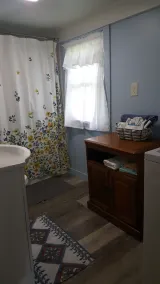 Farm house at the Peach Orchard in Mtns - Pet Friendly - Image 3