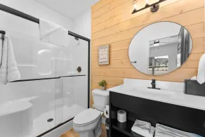 Cedar Shores home - Image 5
