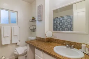 Comfortable Ukiah Home, Sleeps 8, Walk to Downtown - Image 2