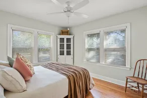 A curated stay in the Historic College Quarter  - Image 5