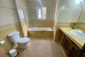 Villa in Marbella 10 minutes from the beach in a natural setting - Image 3