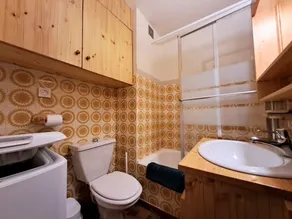 Studio with balcony in the heart of the village - Image 2