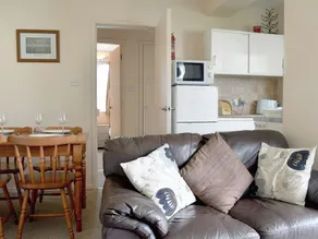2 bedroom accommodation in Bowness-on-Windermere - Image 5