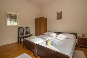 Apartments Ante (31591-A1) - Kastel Stafilic - Image 4