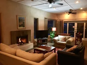Stunning Views of Taos Mountain, 2 Bedroom 2 Bathroom Luxury Guesthouse - Image 5