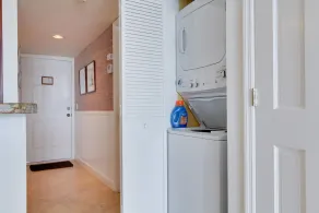 Beautiful marina views, manatees and private beach in the Moorings of Vero! - Image 2