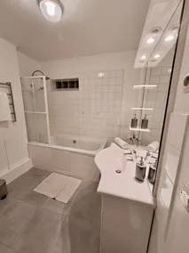 Unique appartment dowtown - Image 3