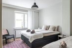 Charming 1BR City Apartment with Great Location - Image 3