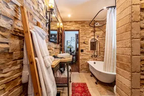 Come See Why We're 5-Stars! Parking Included - Image 3