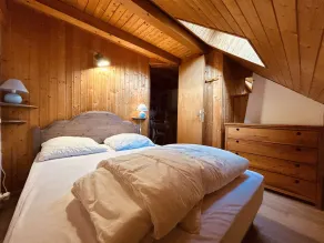 Gemütliche 2-Zimmer-Wohnung mit Mezzanine und Balkon, Südseite, nahe Zentrum und Pisten, Parkplatz - Image 4