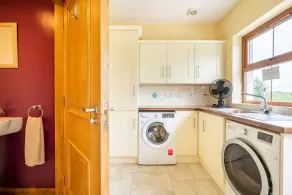 Bin Mountain Self Catering - Image 2