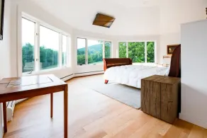 The Brookman Renovated 6000 SF Estate On 40 Acres - Image 5