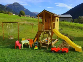 Localização ensolarada e tranquila, com vista para as belas montanhas de Montafon - Image 2