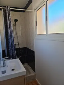 Bright 138m2 house near the ocean  - Image 3