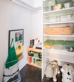Family and pet friendly stylish home in excellent Heights location. - Image 3