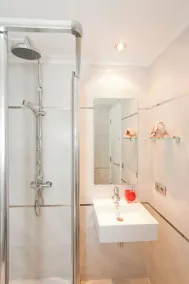 Apartment near the Pine Walk - Image 2