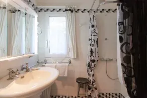 15 min. walk from beaches VILLA PISCINE SPA HAMMAN SAUNA MINI GOLF 16/20 pers.  - Image 3