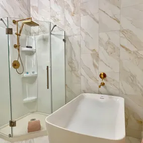 Private Heated Pool and Hottub , Pet Friendly, New Golf Cart , Close to shopping - Image 2