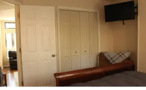 Walking Distance to Ski Slopes! Cozy Condo that sleeps 4! - Image 4