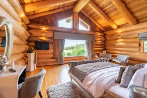 The Log Cabins at The Vu - Image 5