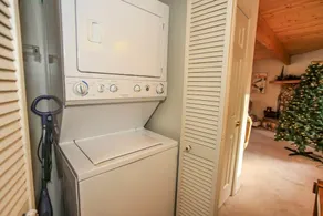 Mountain Cabin-Spa-Fireplace-Walk to Forest! - Image 2