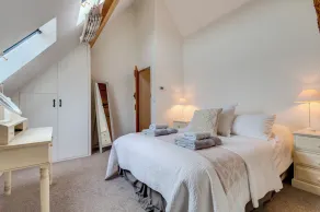 Charming Listed Country Cottage in the picturesque village of Lower Swell - Image 5