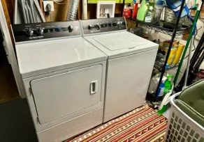 Spacious 1 BR Modern Basement Suite near GMU w/private entry - Updated Amenities - Image 2