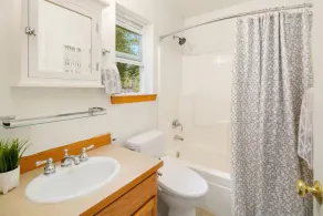 Rivers Edge Retreat - Near Snoqualmie Pass Ski Area - Image 3