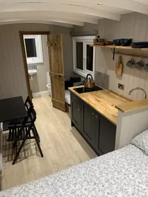 Herdwick Shepherd Hut - Image 5