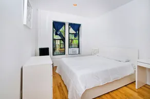 Pleasant 2 BR on Upper East Side - Image 3
