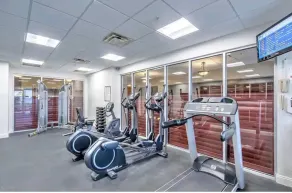 #917 Private balcony ocean view 1 bdrm,  kitchen, pool, hot tub, fitness center  - Image 3