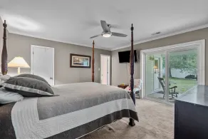 Walk to Beach • Hot Tub • Pool Table • Ideal for Long Stays - Image 5