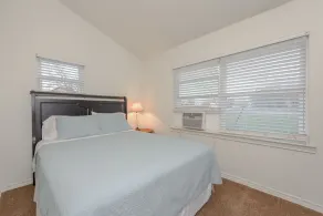 Lakehouse Bungalow-Frisco Location - Image 4