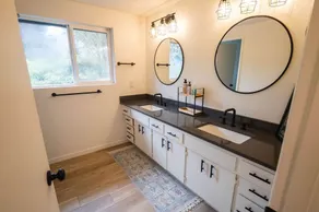 6BR-Spacious-Bright-Modern - Image 3