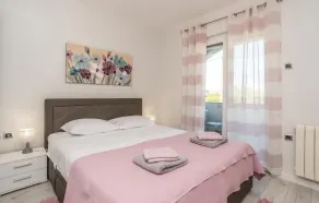 Beautiful home in Zadar - Image 3