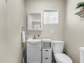 Eco-Friendly Guest House with Privacy & Charm - Image 4