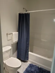 #204 New Beautiful Modern Condo Downtown Monroe! - Image 3