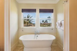 Penthouse avec barbecue, piscine et jacuzzi | Vue mer - Image 4